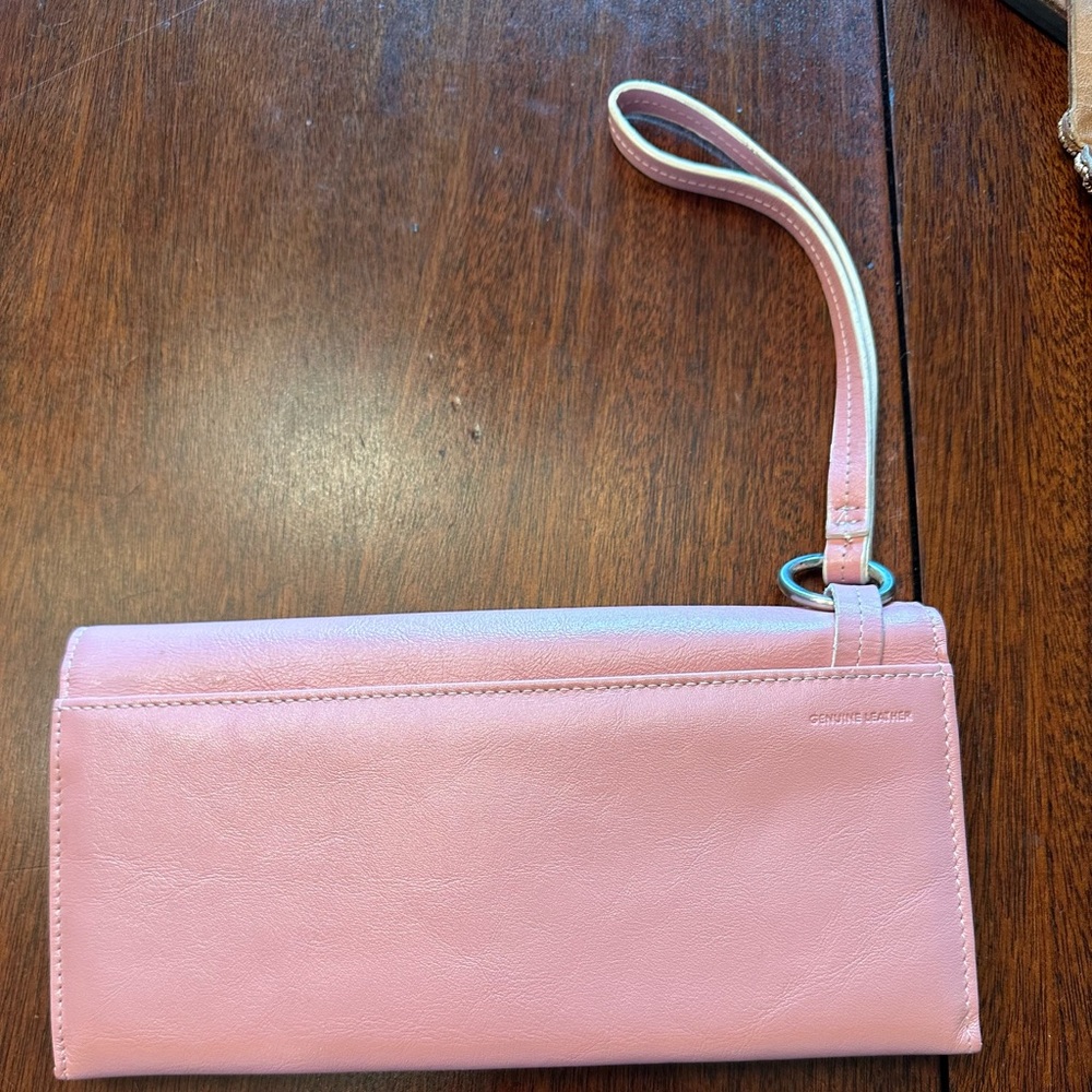 Keneth Cole pink wrist clutch